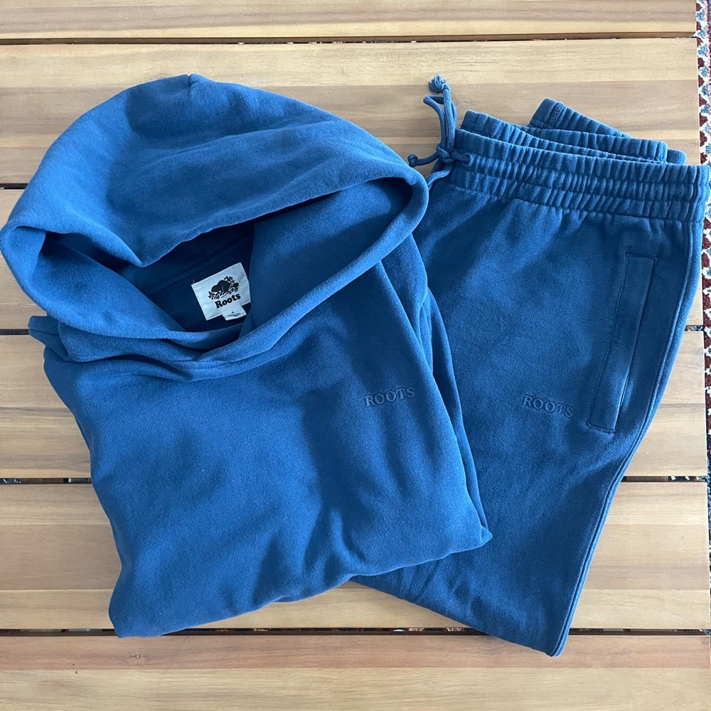 ROOTS ONE HOODIE AND SWEATPANTS